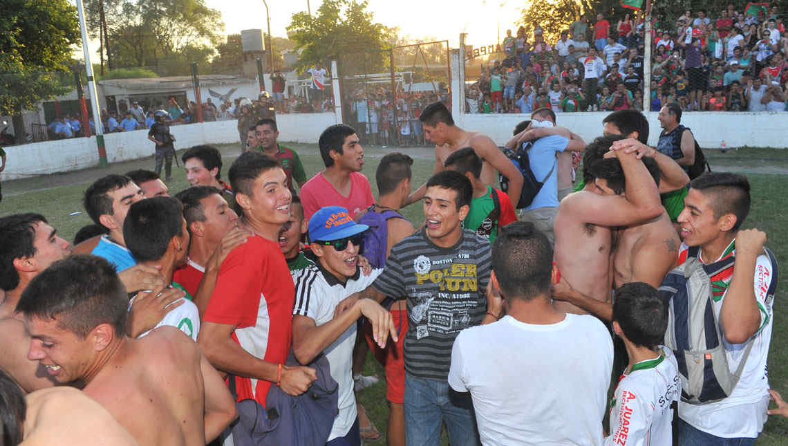 Argentino Peñarol y una tarde soñada en Argüello. (Foto: Sergio Cejas)