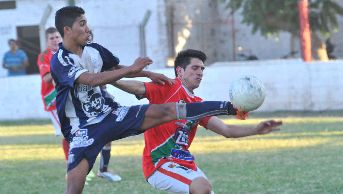 Argentino Peñarol y una tarde soñada en Argüello. (Foto: Sergio Cejas)