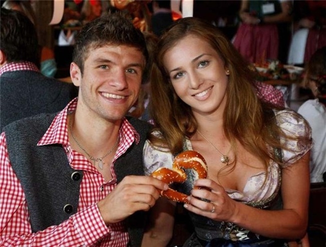 Lisa, la pareja de Thomas Muller, de Bayern Munich.