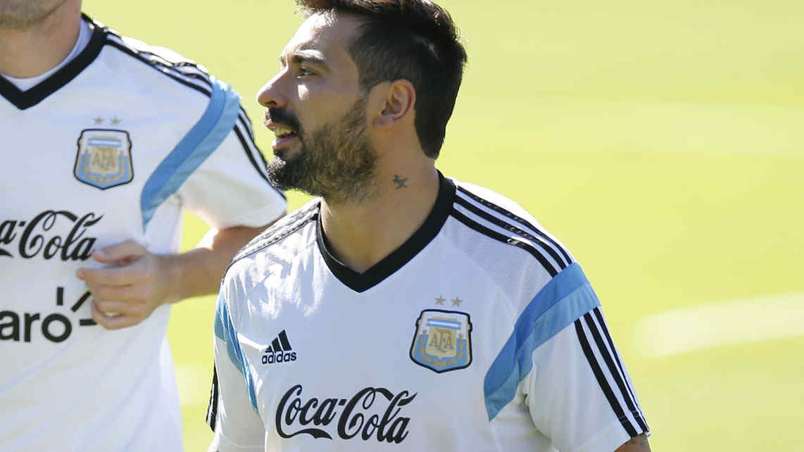 Ezequiel Lavezzi, de Argentina. Ezequiel Lavezzi, de Argentina.