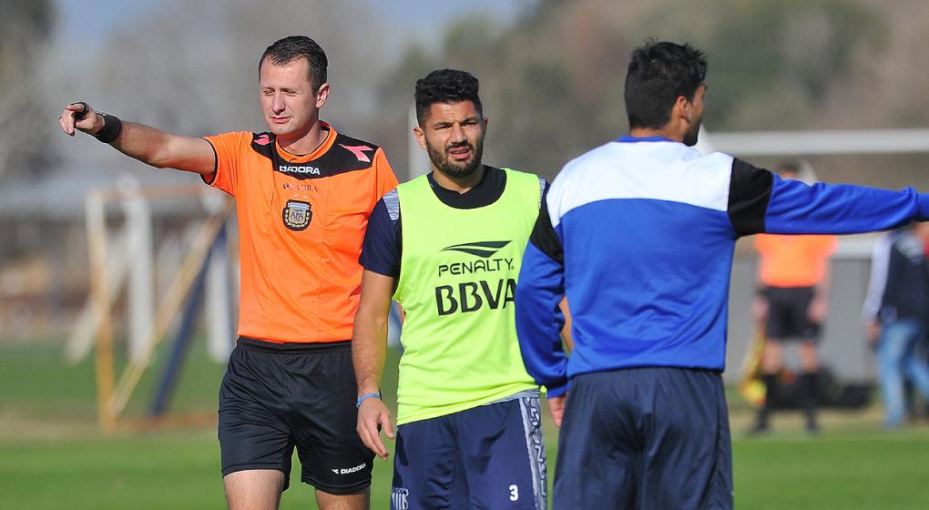 Talleres goleó a Racing de Nueva Italia en un amistoso