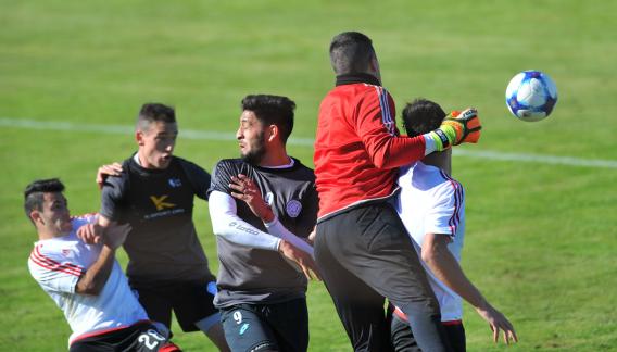 Newell's le ganó por 3-1 a Belgrano, en Bella Vista