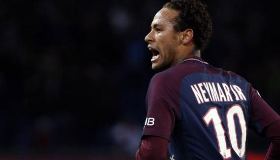 Cavani iguala marca de Ibrahimovic en PSG