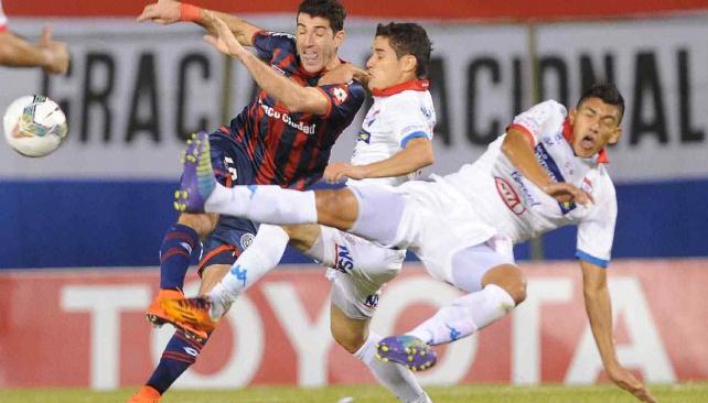 San Lorenzo empató 1 a 1 con Nacional en Paraguay (Foto: Télam).