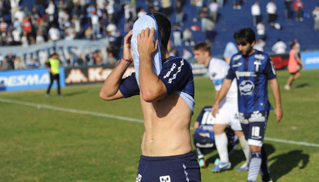 Talleres ya puso un pie y medio en el Argentino A (Foto: Pedro Castillo / Enviado especial).